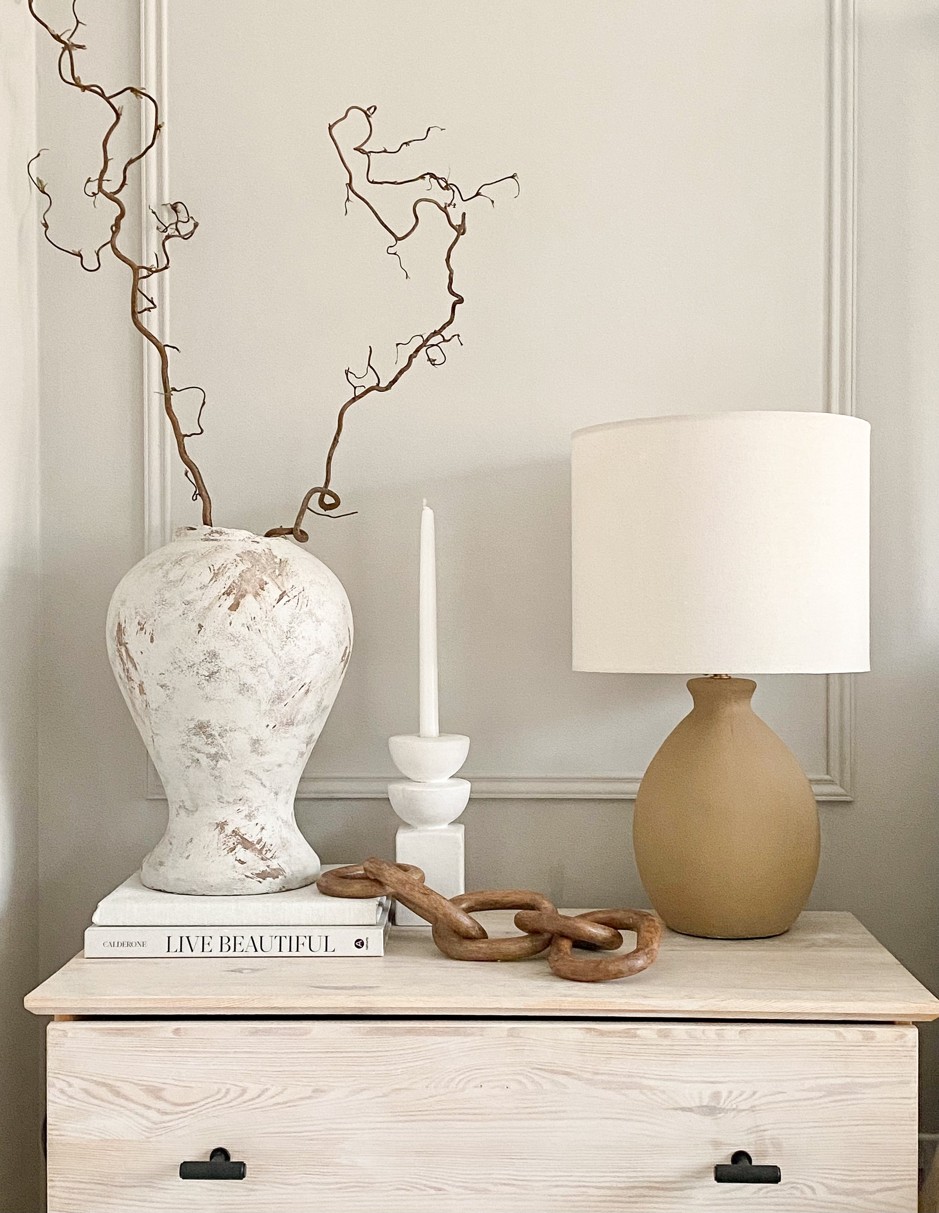 Aruna Ceramic Table Lamp